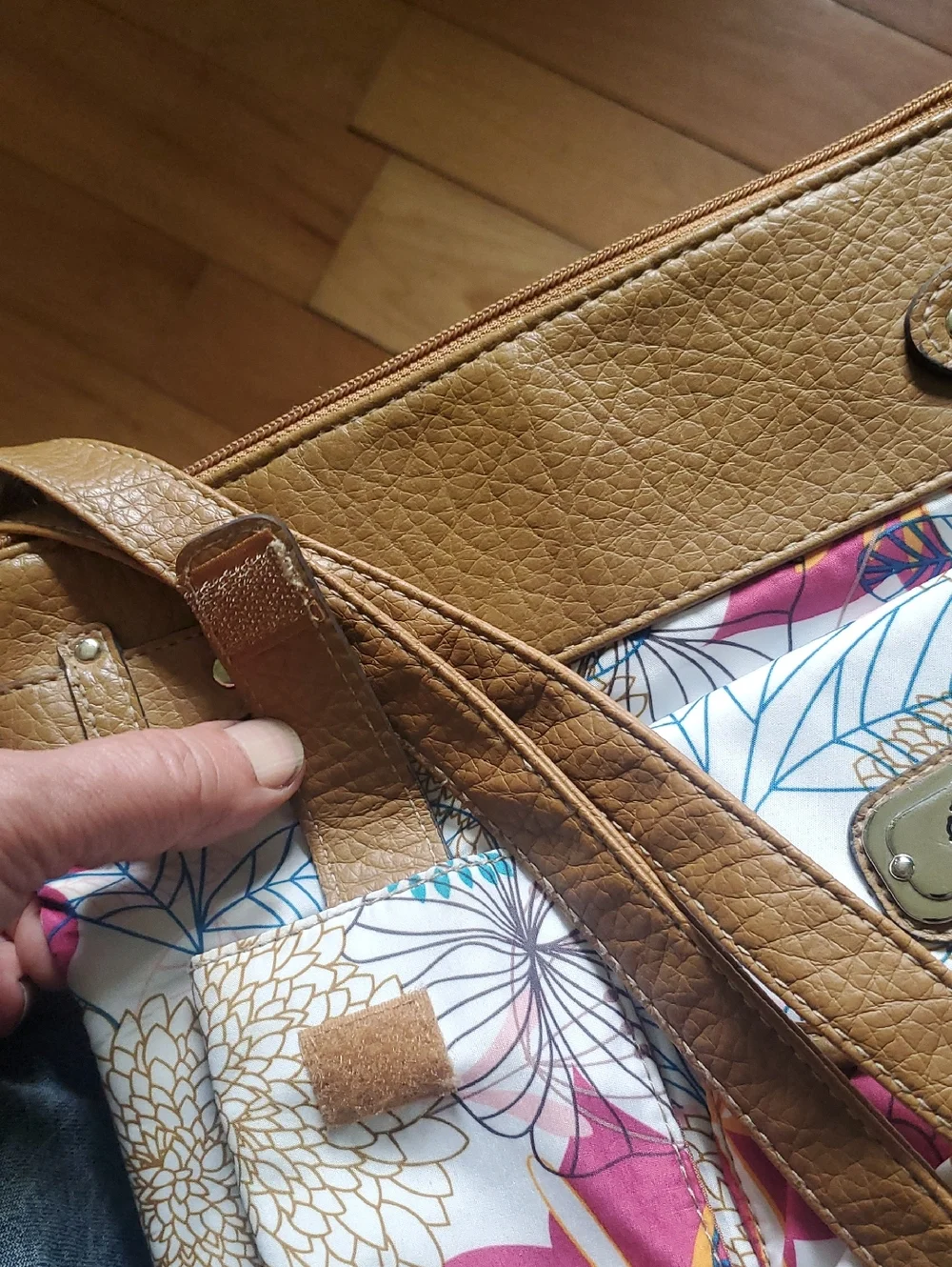 TrevisoTan Floral Crossbody Shoulder Bag